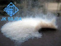 Silice precipitata negli antiossidanti della gomma